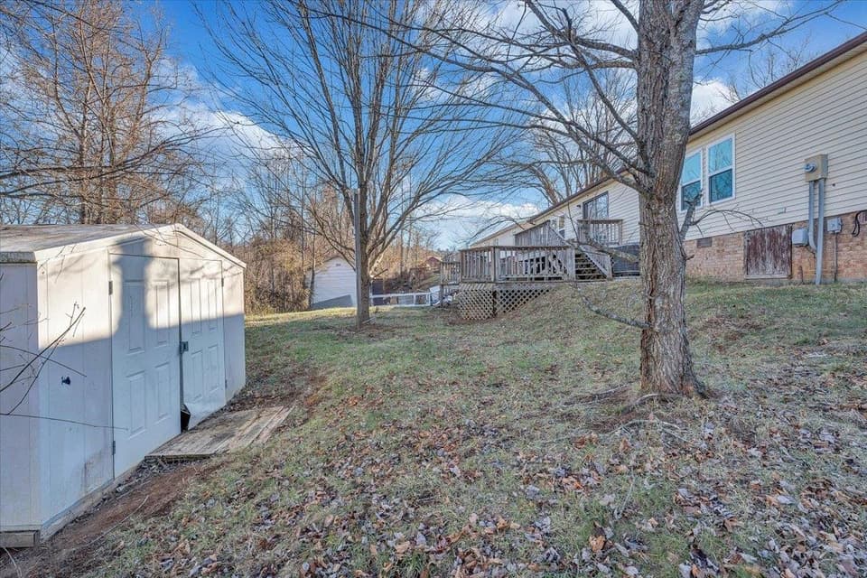 1670 Blair Street, photo 34 of 40