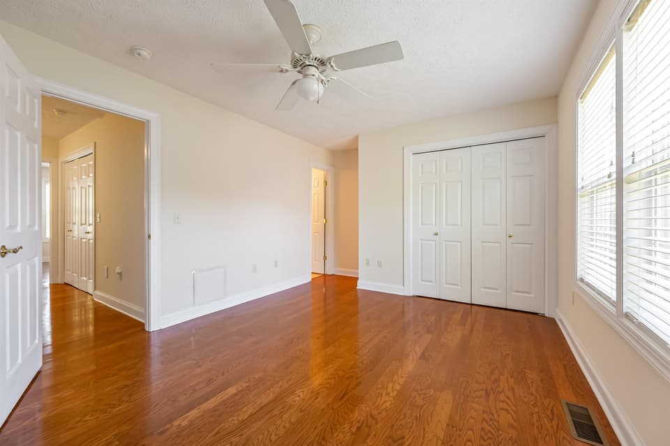 120 Blue Leaf Drive, photo 26 of 40