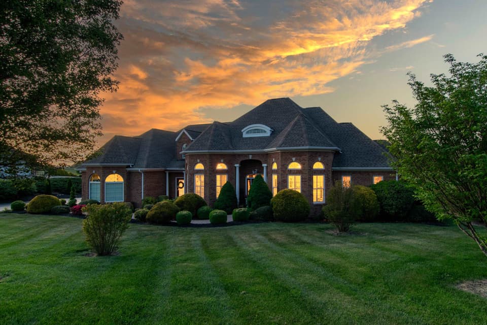 2221 Peakland Way, photo 14 of 40