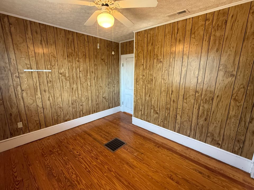 612 E Main St 1, photo 27 of 37
