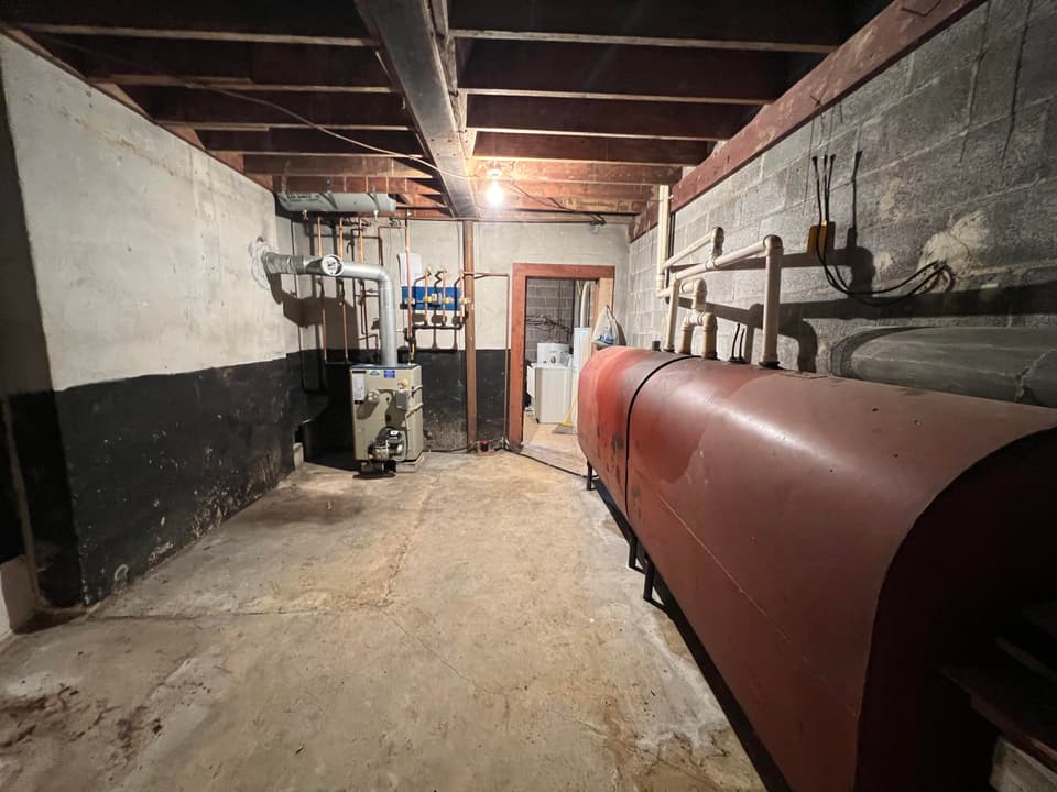 410 Dogwood Ln, photo 16 of 20