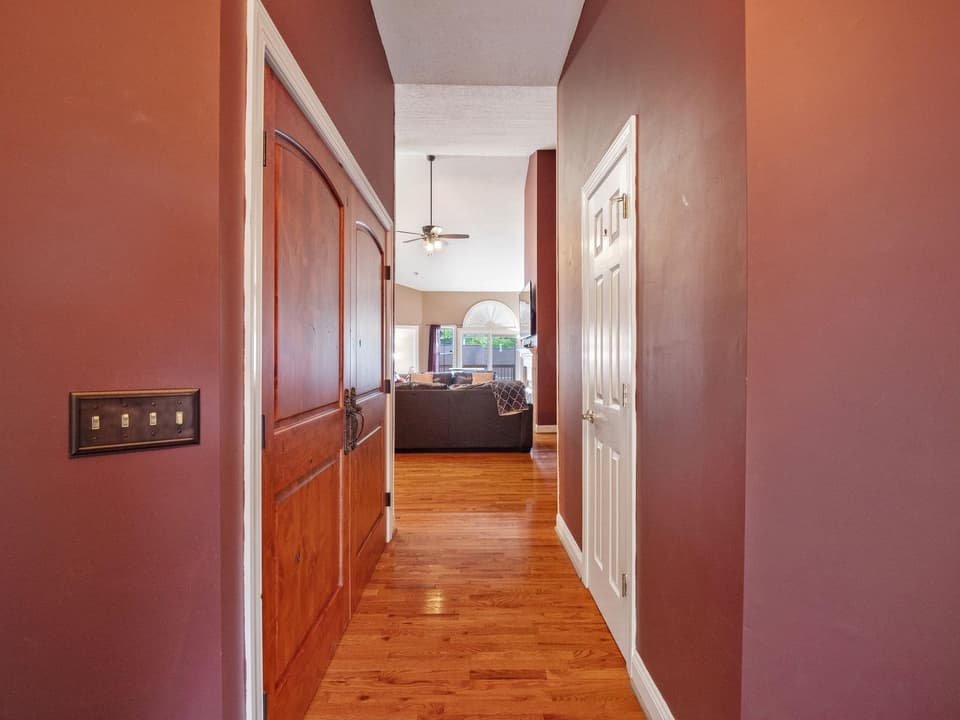 390 Gold Leaf Drive, photo 21 of 40