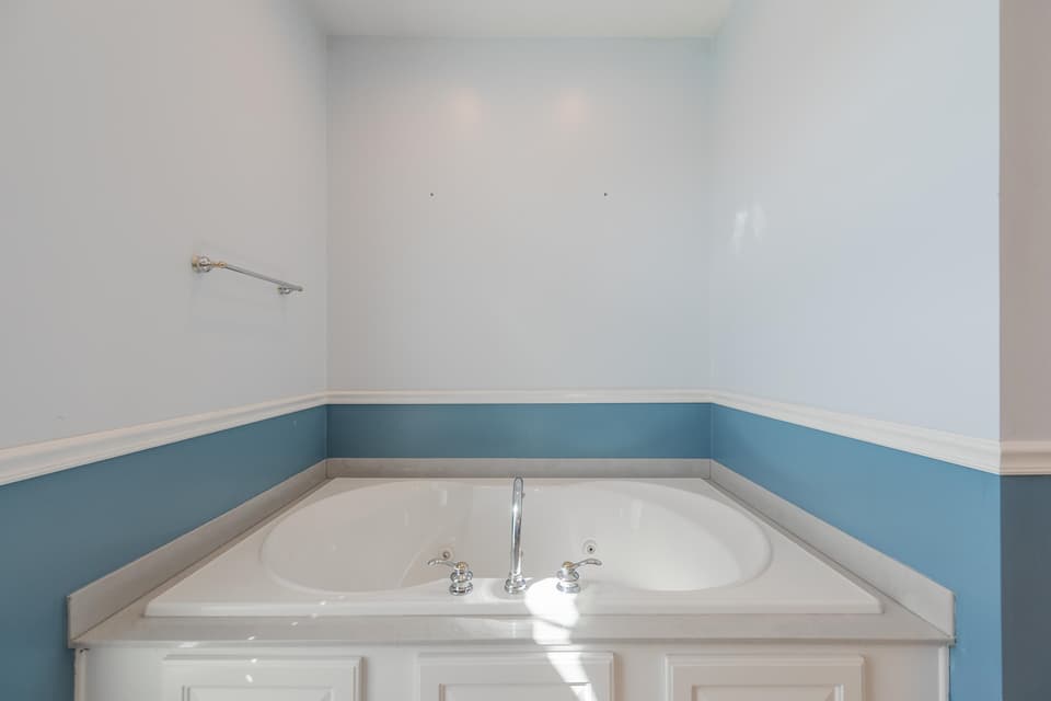 3810 Divine Drive, photo 31 of 40
