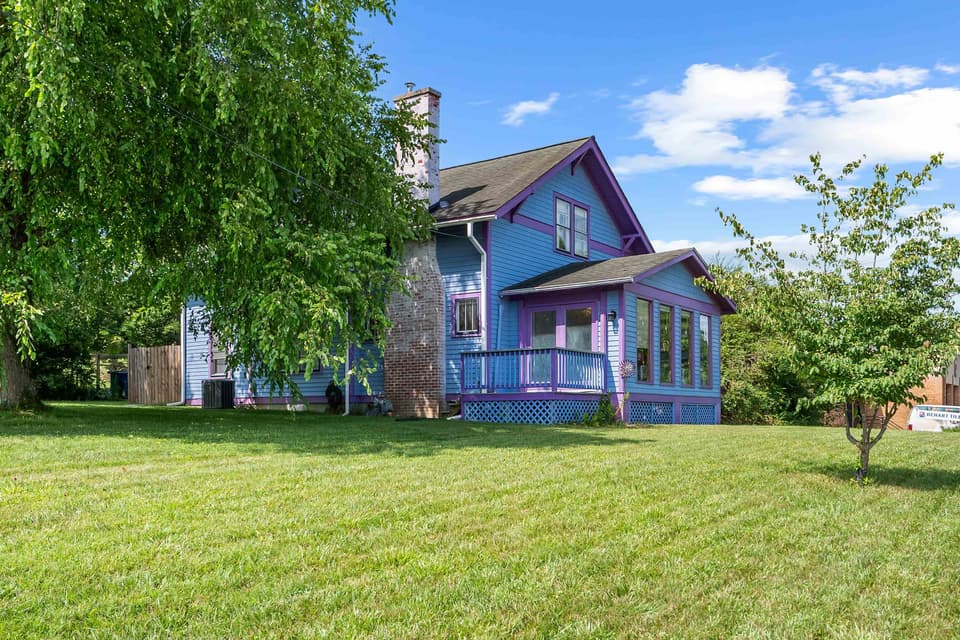 1120 Radford Street NW, photo 3 of 40