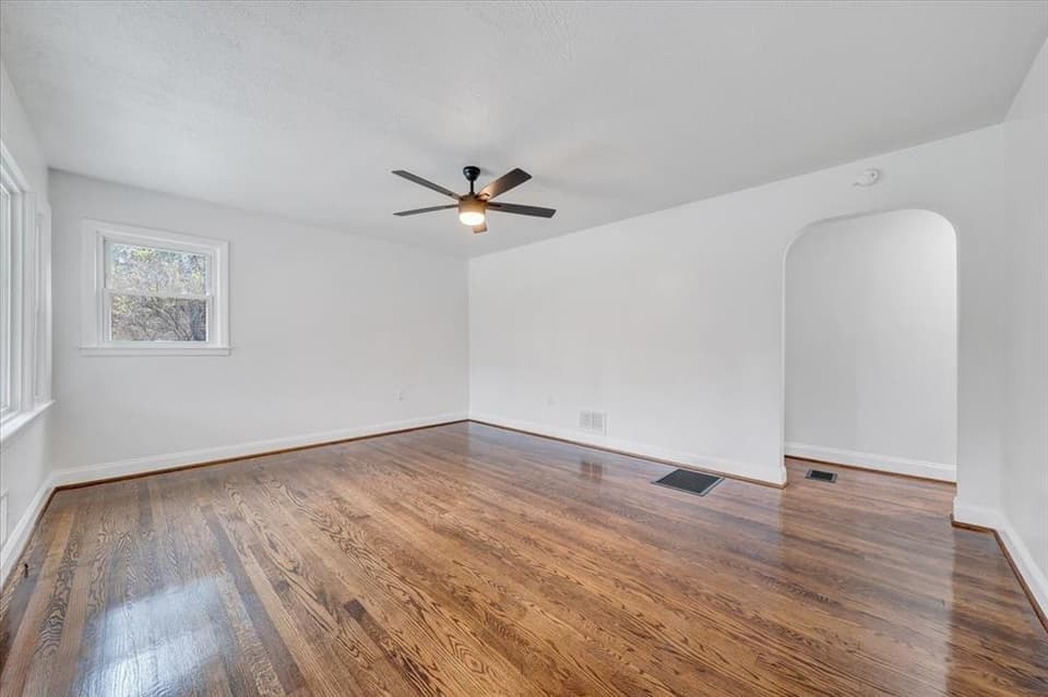 1513 Blair Street, photo 2 of 26