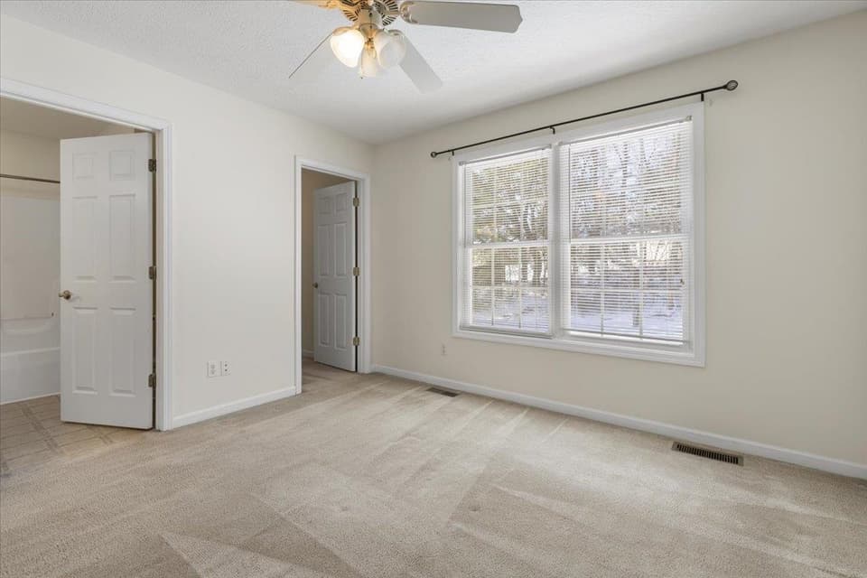 10 Overlook Drive, photo 24 of 40