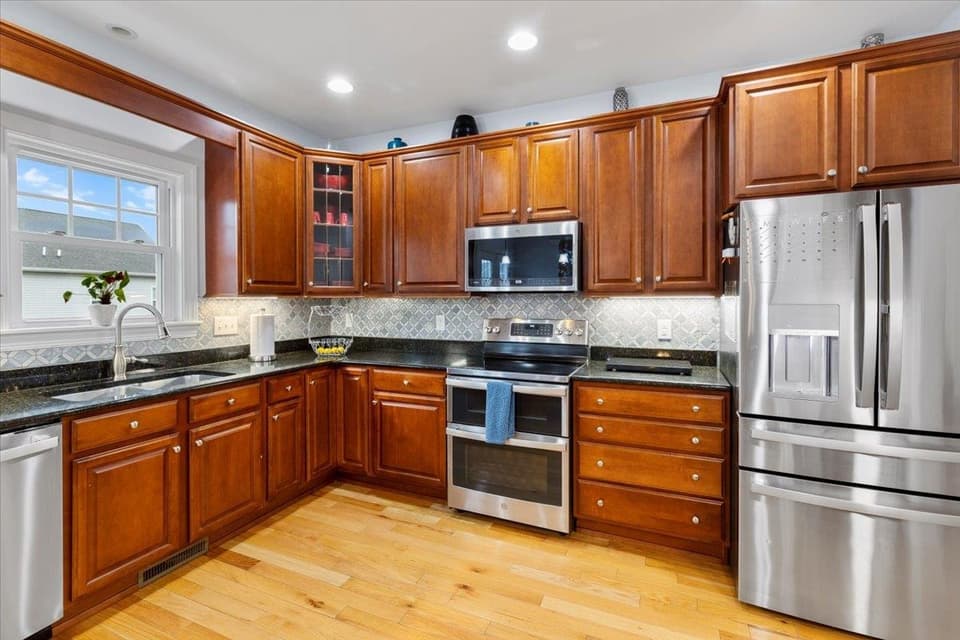 300 Roudabush Drive NW, photo 17 of 40