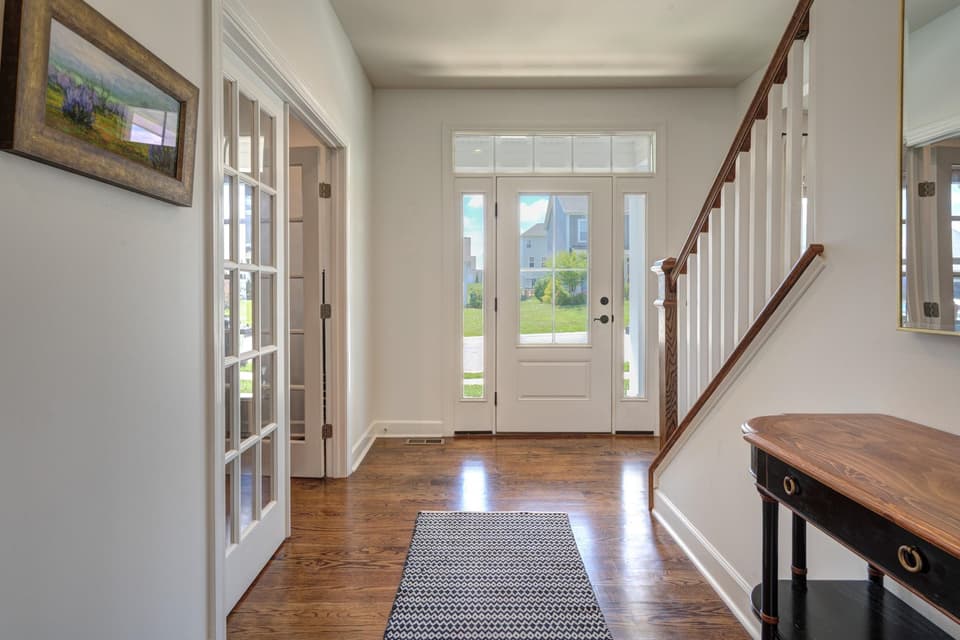 850 Jefferson Circle, photo 7 of 40