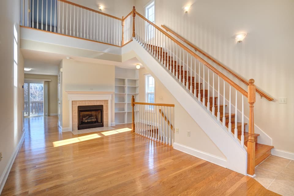 185 Blue Leaf Drive, photo 11 of 40