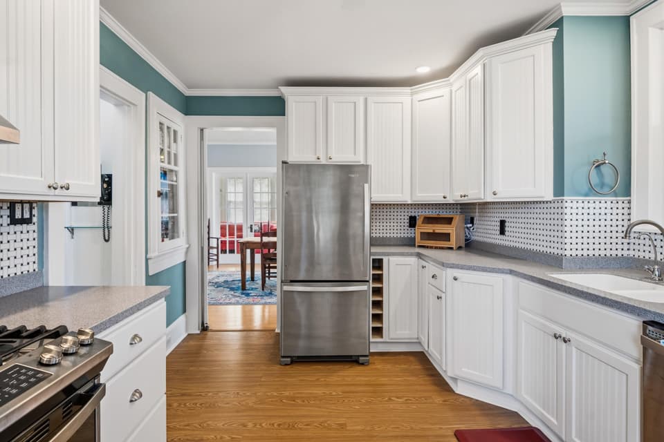 805 W Main Street, photo 13 of 40