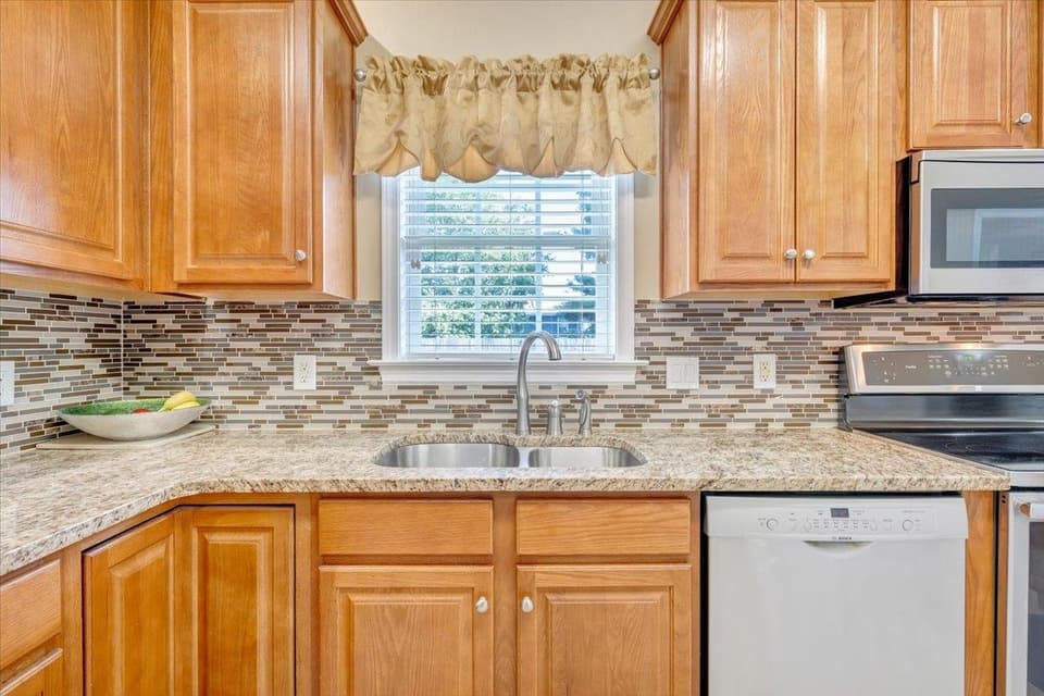 260 Citrine Court NW, photo 16 of 40
