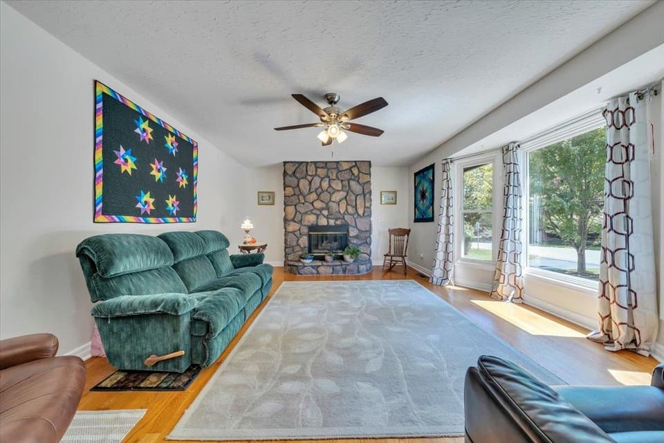 1280 Tranquility Viaduct, photo 8 of 40