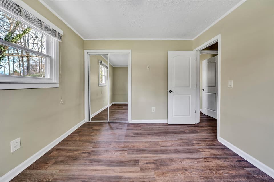 460 Chrisman Street, photo 17 of 25