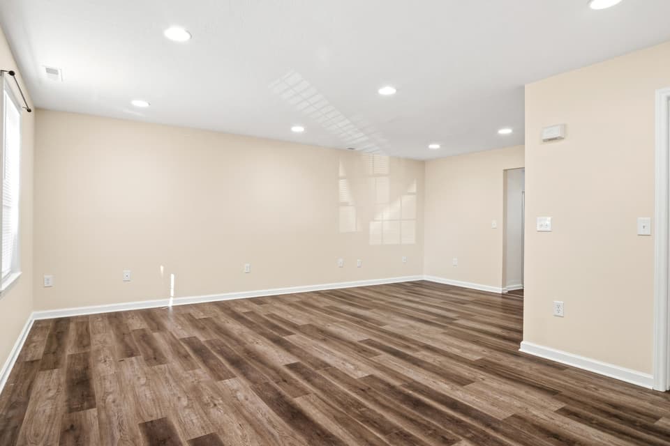 420 Wimmer Street NW, photo 10 of 40