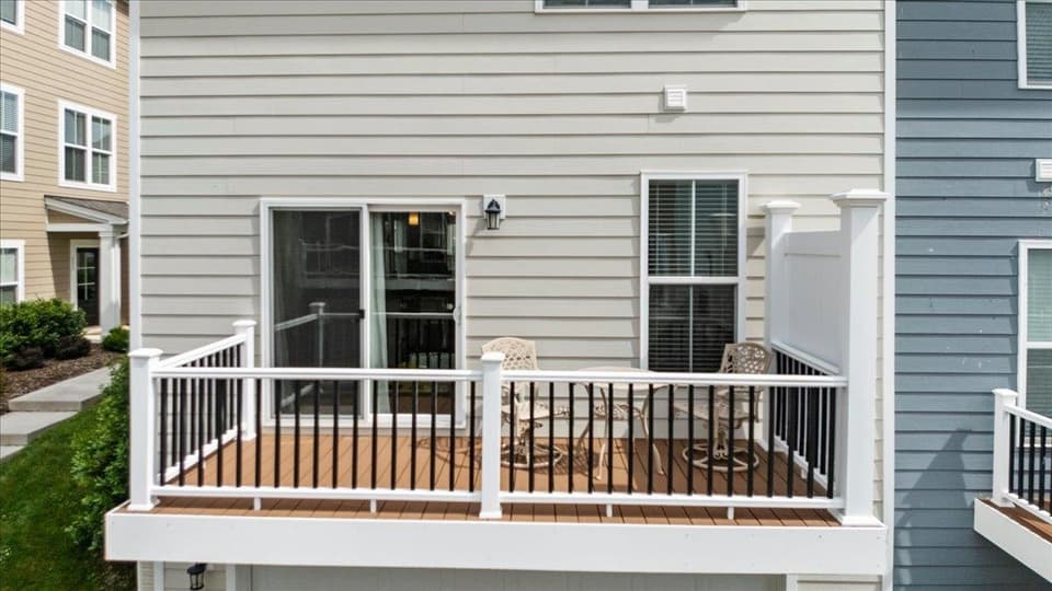 325 John Adams Drive, photo 29 of 40