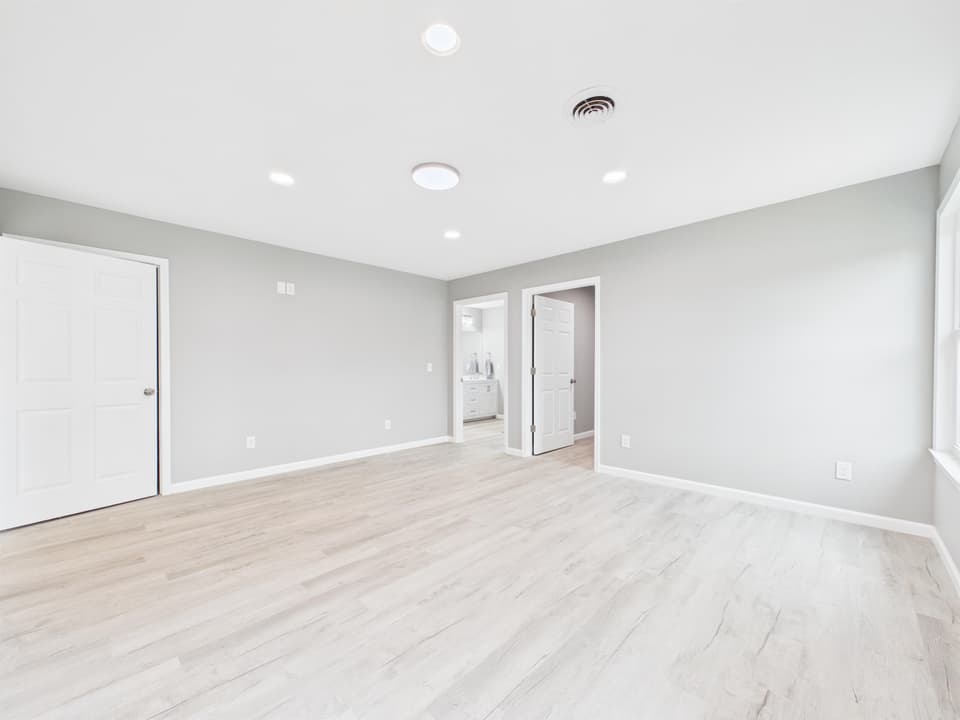 360 Church Street, photo 22 of 40