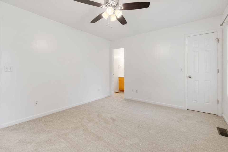 716 Park Street, photo 15 of 31