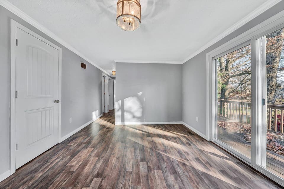 115 Thelma Lane, photo 7 of 29