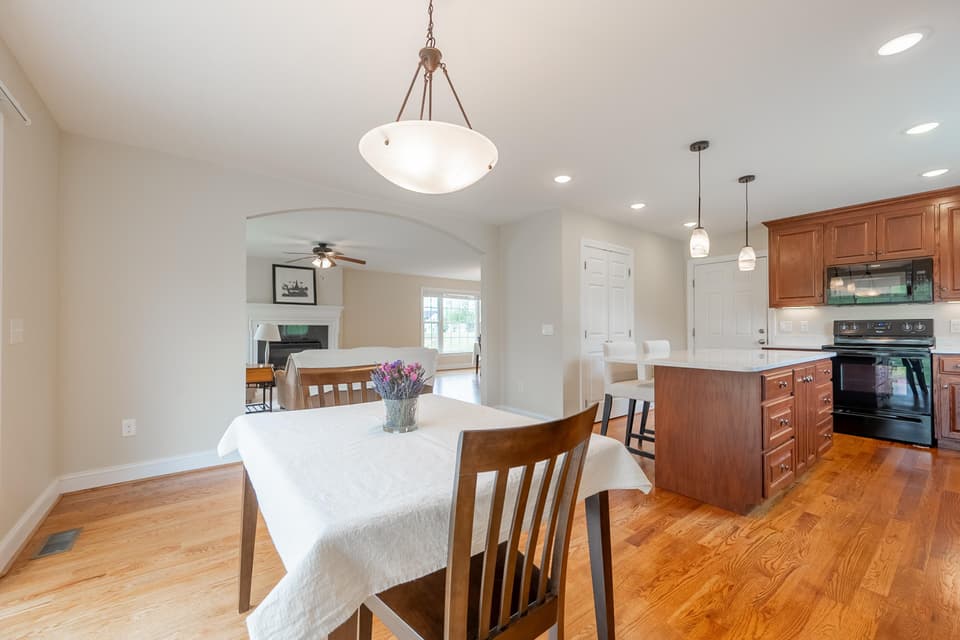 35 Meadow Drive, photo 34 of 40