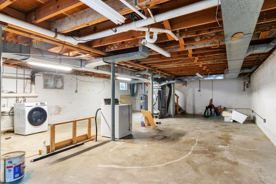 955 McHenry Avenue, photo 21 of 29