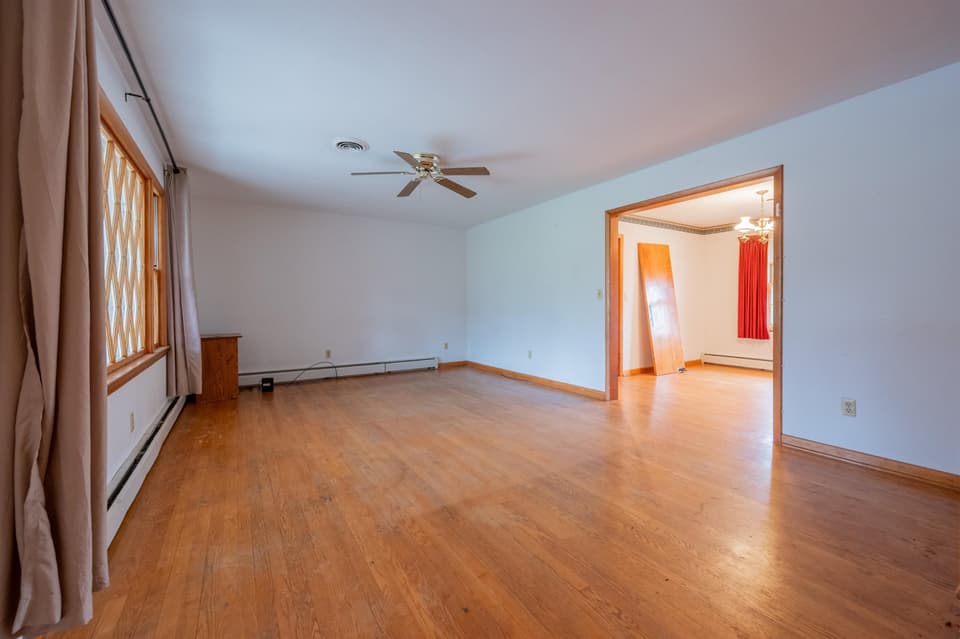 935 Hummingbird Drive SW, photo 13 of 40
