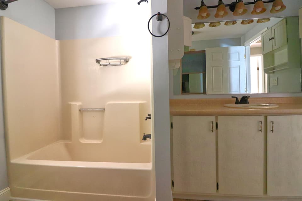 829 Walton Rd, photo 16 of 18