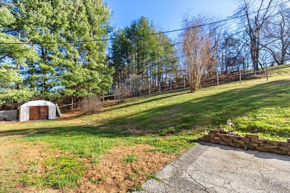 60 Overland Drive, photo 30 of 38
