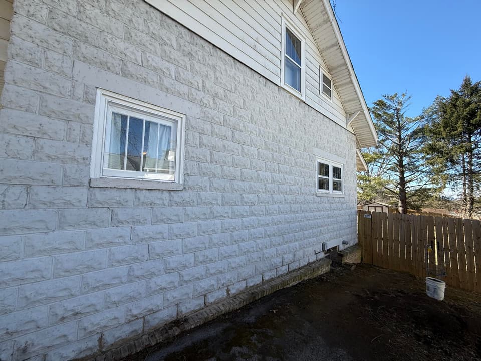 612 E Main St 1, photo 4 of 37
