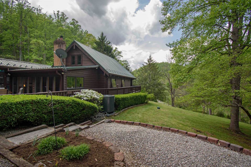 1429 Falling Branch Road, photo 7 of 40
