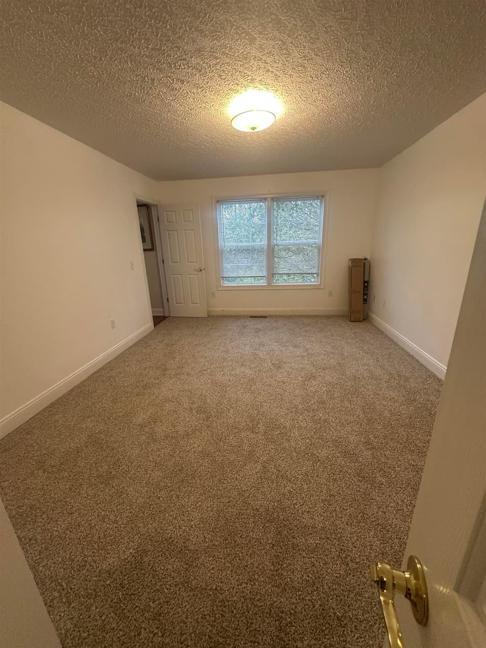 610 Oak Tree Boulevard, photo 14 of 37