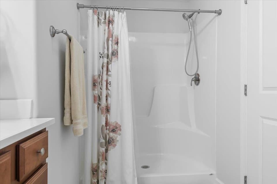 2150 Giles Drive, photo 29 of 37