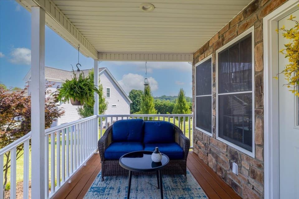 75 Copper Beach Court, photo 5 of 40