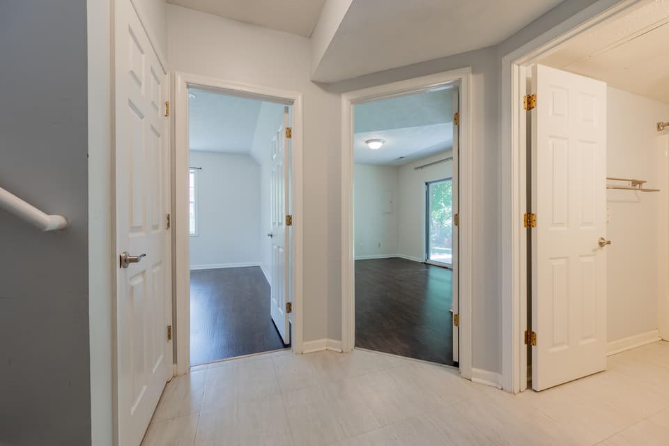 640 Warren Court, photo 36 of 40