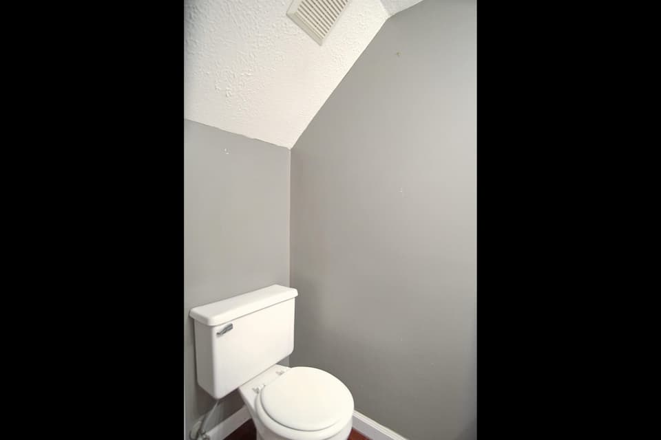 2598 Townhouse Drive, photo 6 of 25