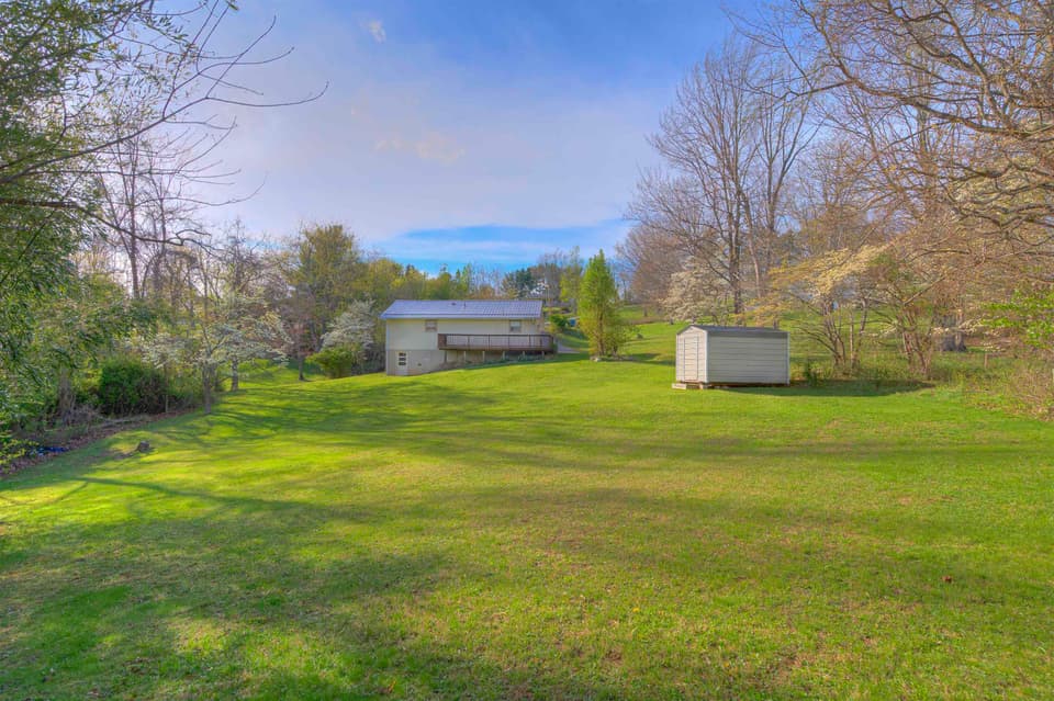 55 Crestview Street, photo 9 of 34