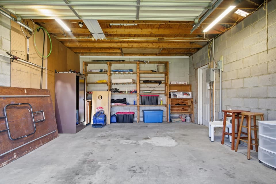 380 Clearview Drive, photo 34 of 40
