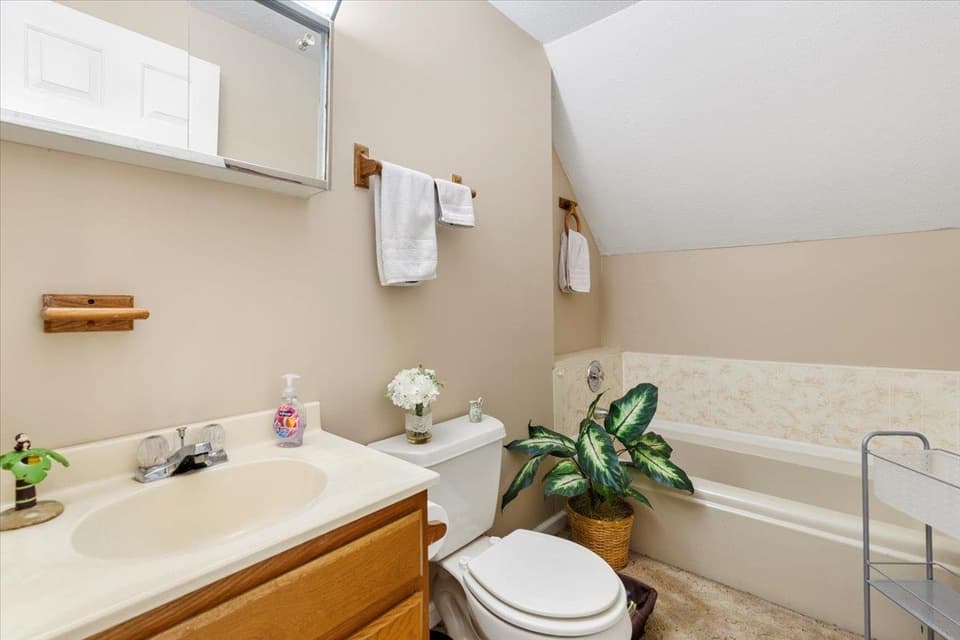 1290 Sherwood Drive, photo 29 of 40