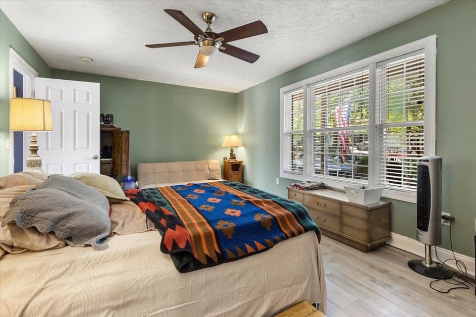 205 Tall Oak Boulevard, photo 20 of 40