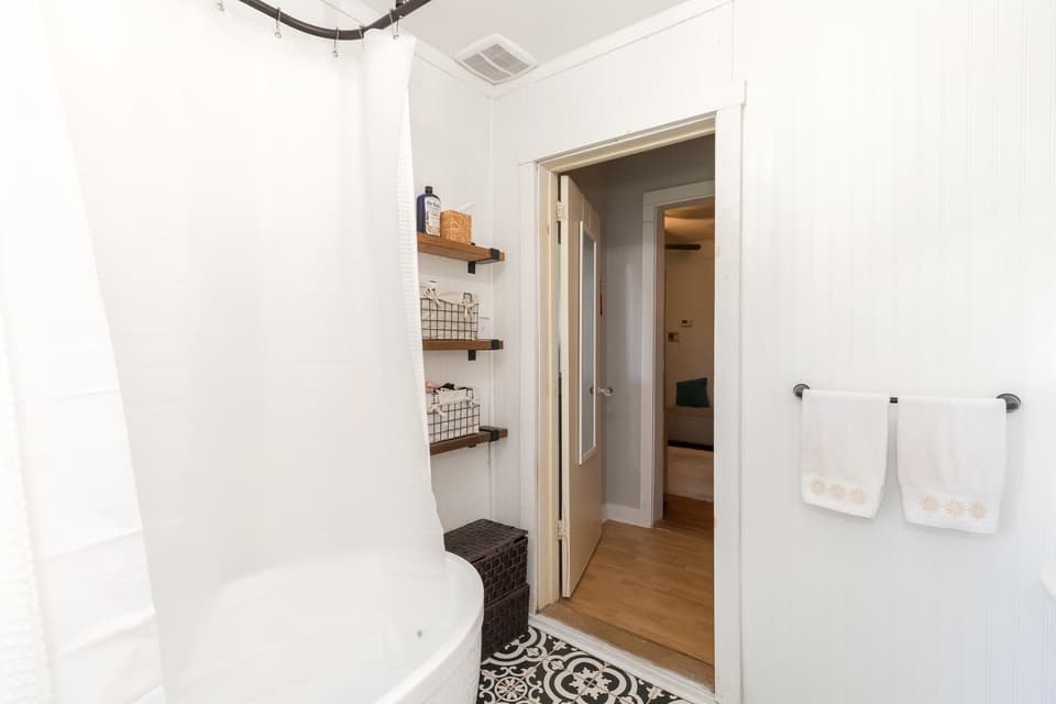 1055 Murray Street, photo 35 of 40