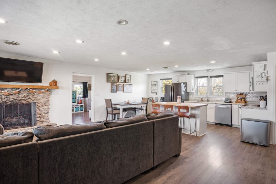 3 Alleghany Street SE, photo 18 of 40