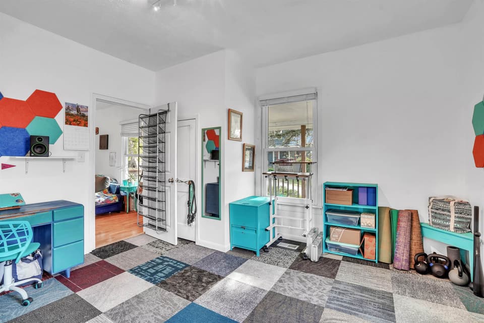 513 Craig Street, photo 26 of 32