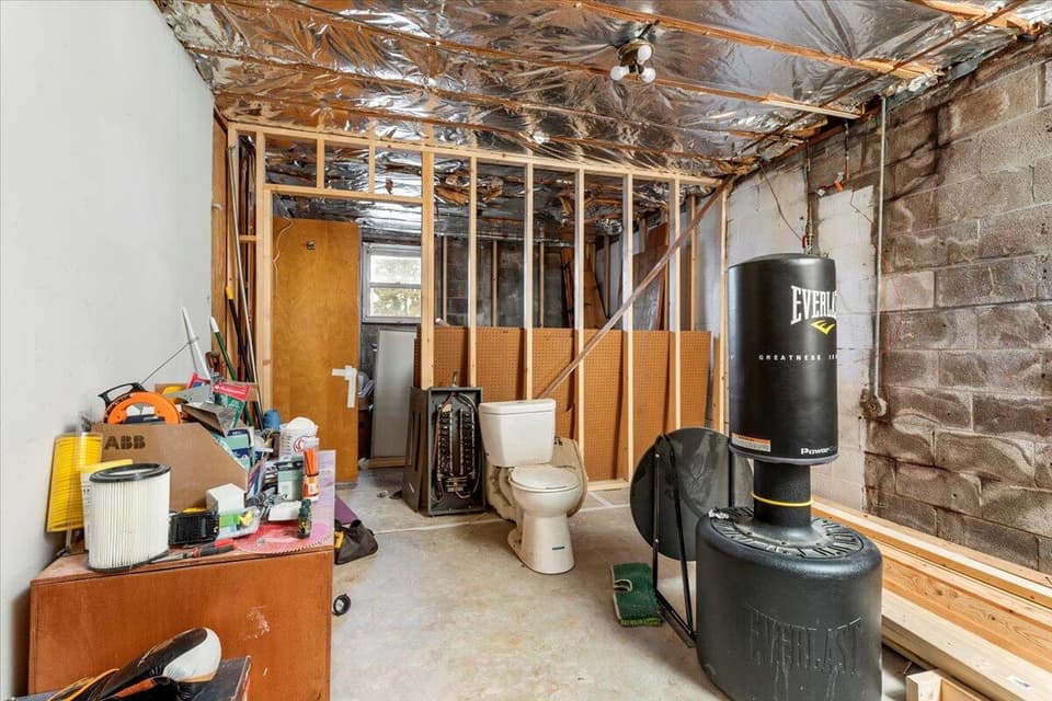 135 Griggs Street, photo 22 of 36