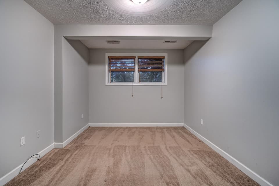 535 Capitol Way, photo 27 of 40