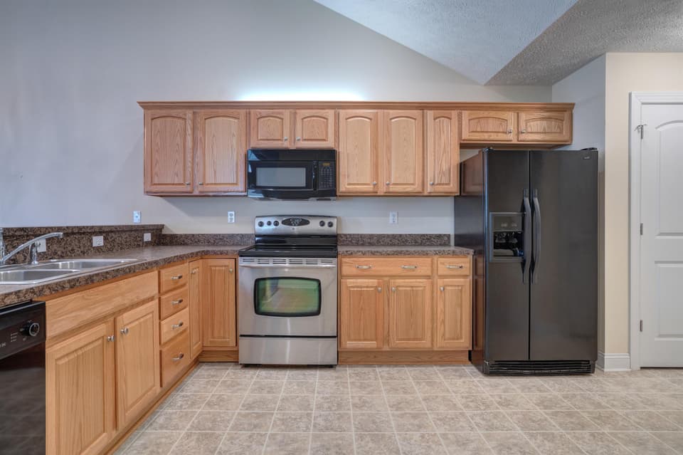 410 32-2 Revolution Circle NW Unit 322, photo 18 of 40