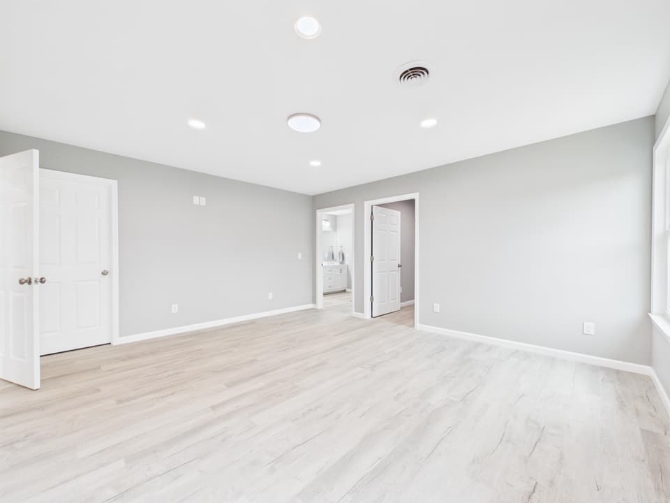 360 Church Street, photo 23 of 40