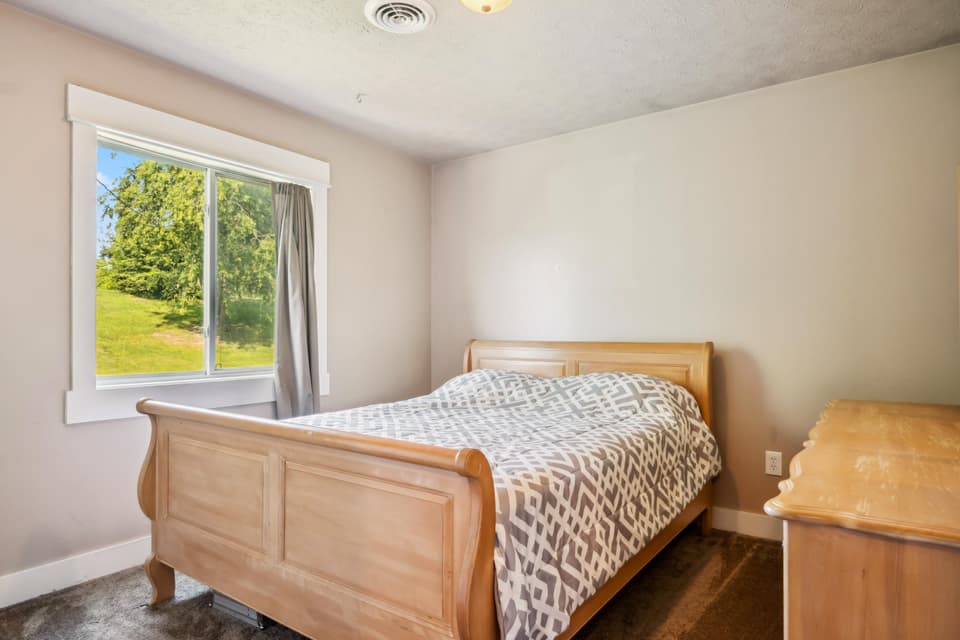 475 Chrisman Street, photo 29 of 40