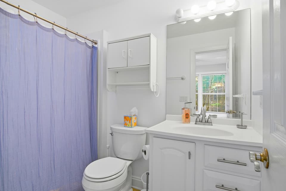 450 Silver Leaf Drive, photo 22 of 27