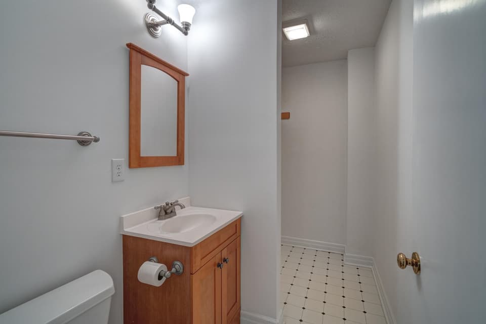 560 Independence Boulevard, photo 27 of 40