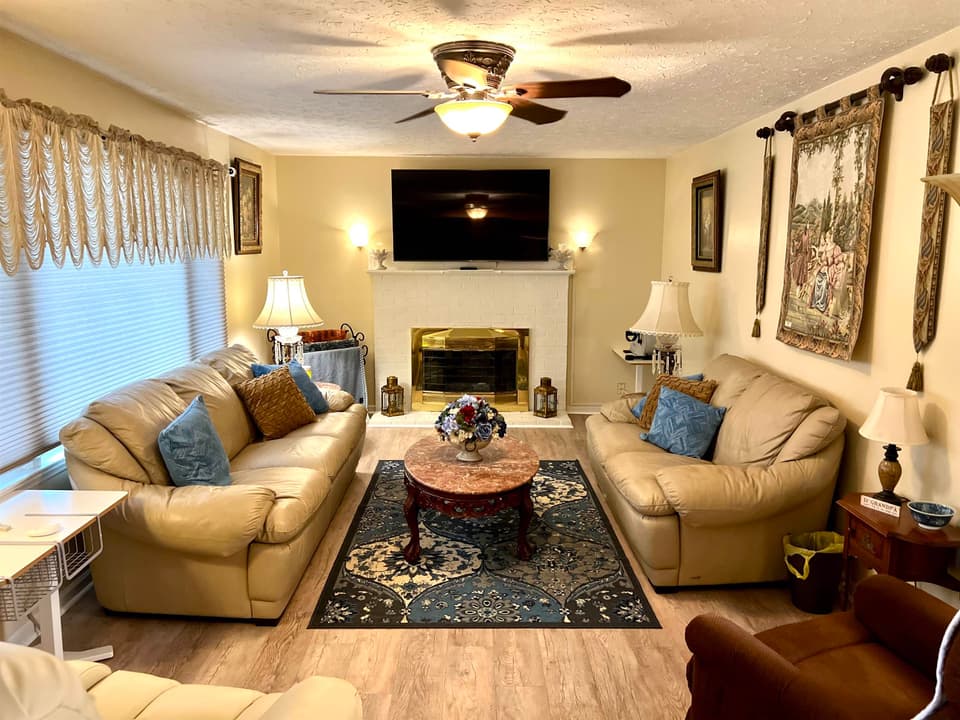 310 Summit Ridge Road, photo 3 of 35