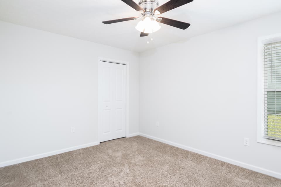 2050 Glade Drive SE, photo 29 of 34